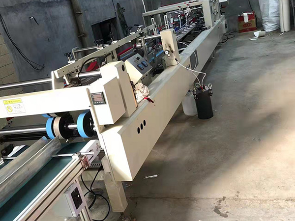 全(quan)自動(dong)膠盒(he)機銷(xiao)售